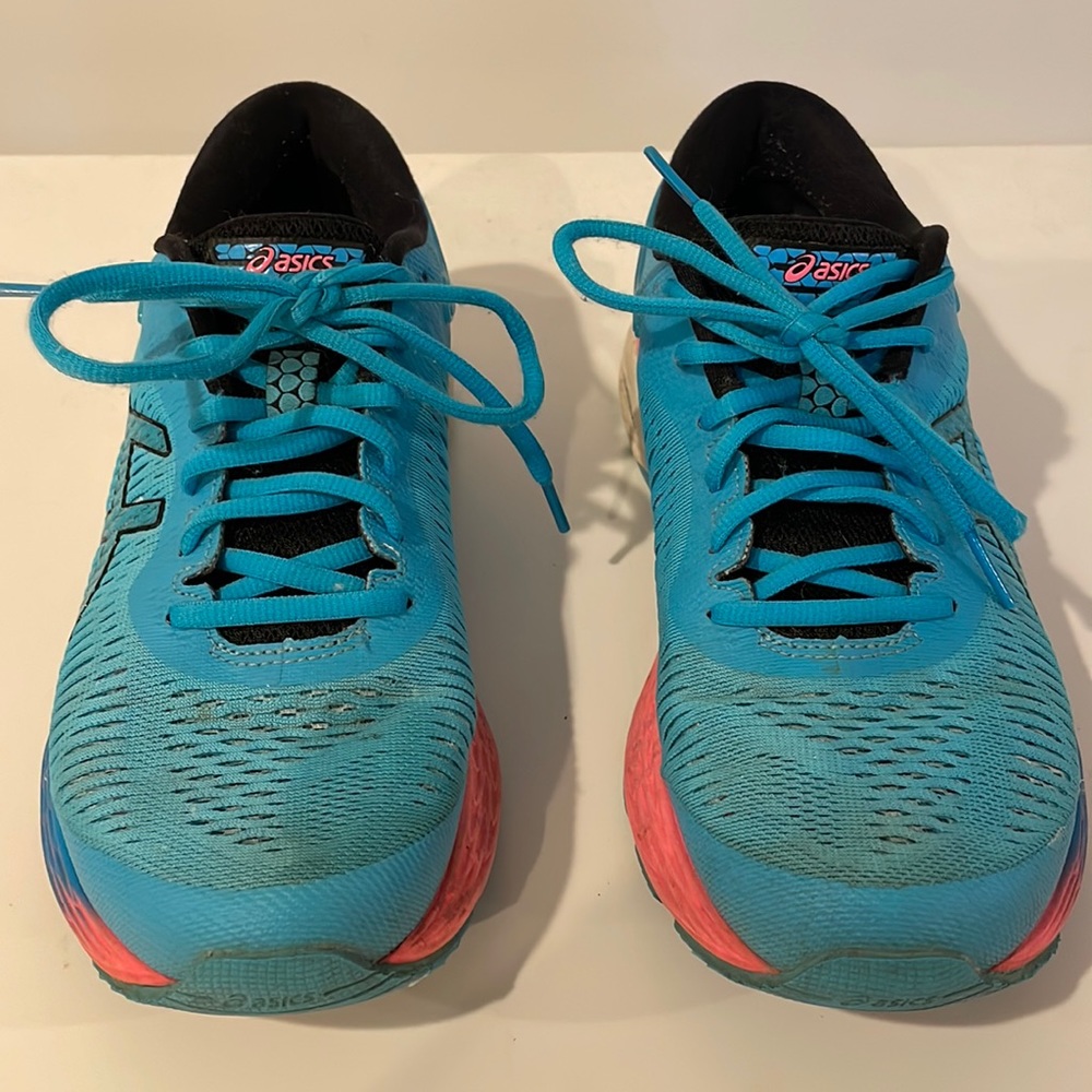 ASICS Gel-Kayano 25 running shoes